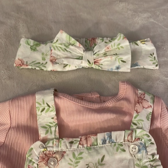 Little me floral romper - Picture 5 of 5